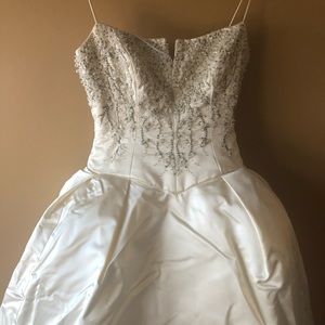 Vera wang wedding gown